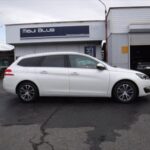 「プジョー308SWアリュール　車検整備（Fディスクローター+低ダストブレーキパッド交換&ATフルード交換です。」